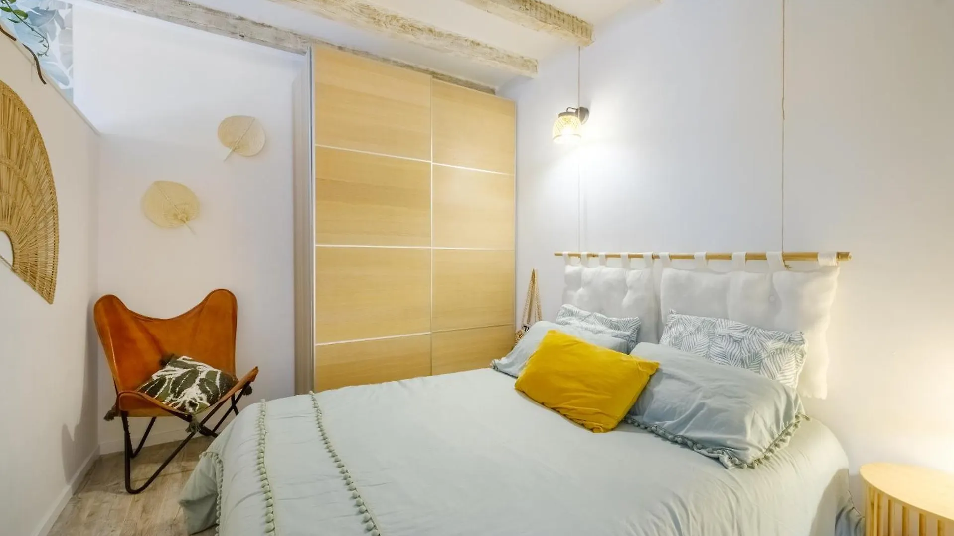 Le Jardin Des Oiseaux Apartment Clans